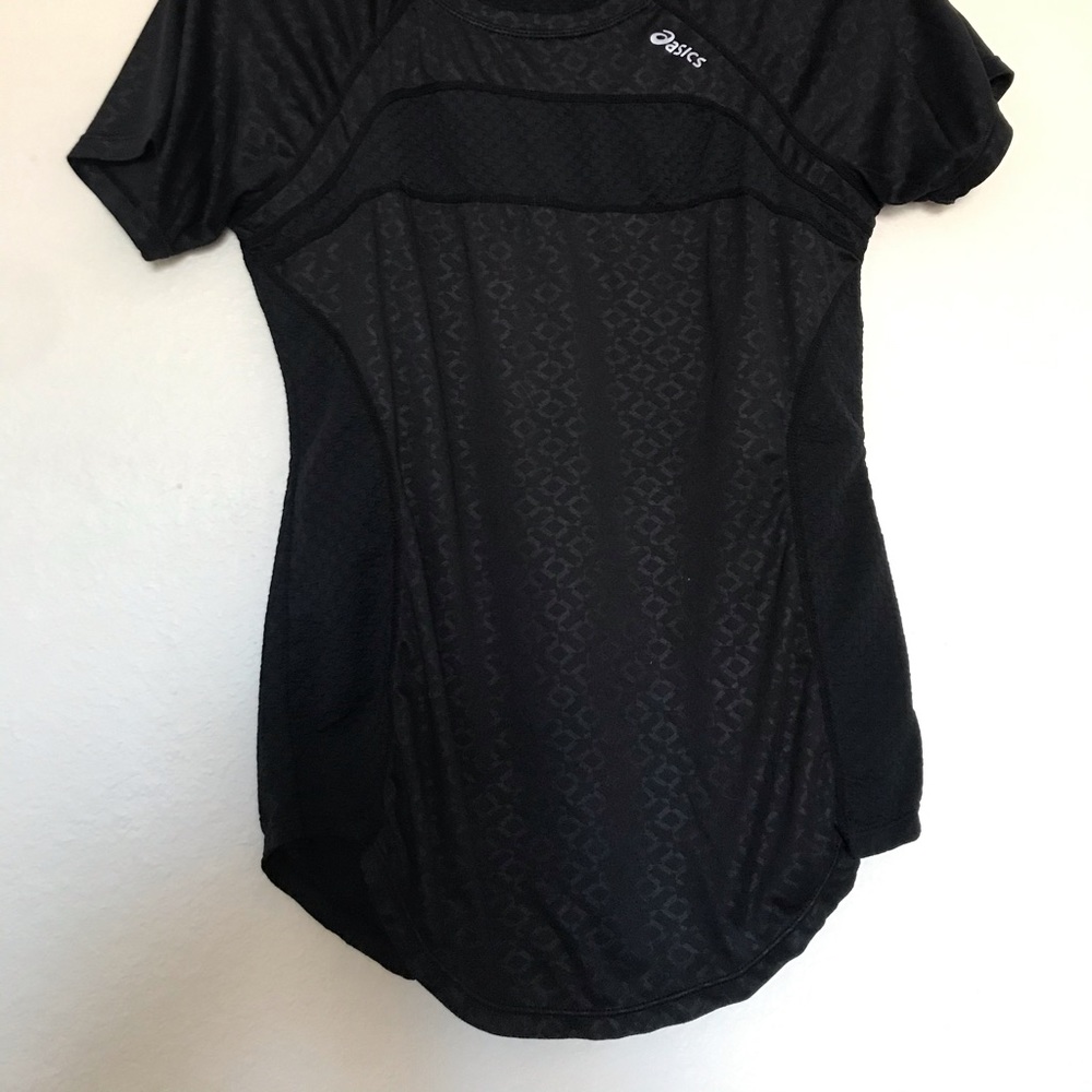 ASICS top - Picture 2 of 3